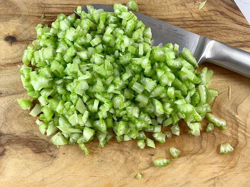 DICING YOUR CELERY