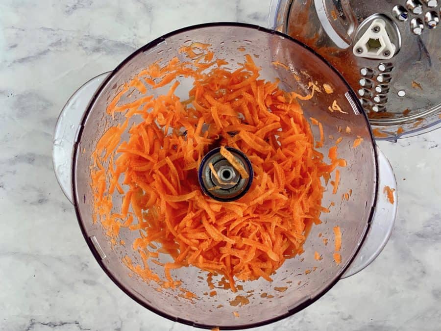 GRATED CARROTS IN FOOD PROCESSOR